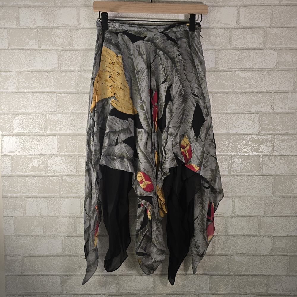 Giorgio Beverly Hills 100% Silk Double Layer Uneven Skirt Tropical Banana Print